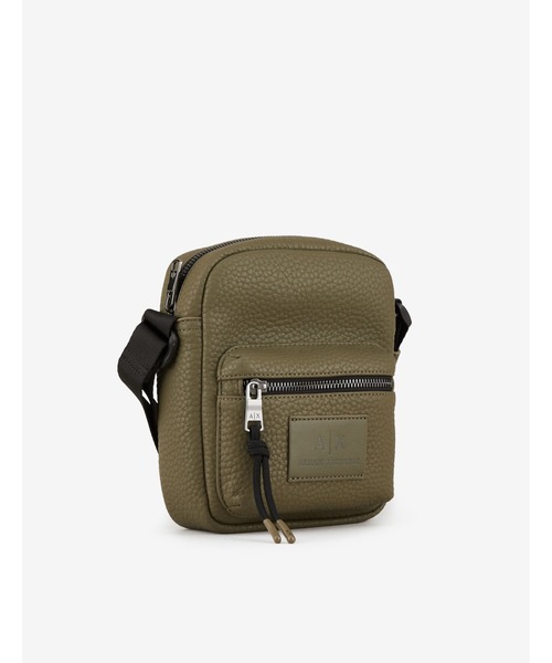 ARMANI EXCHANGE（アルマーニエクスチェンジ）の「【A|X アルマーニ エクスチェンジ】ロゴ　ミニショルダーバッグ（ショルダーバッグ・メンズ・カーキ/ブラック・FREE）」の4枚目の写真
