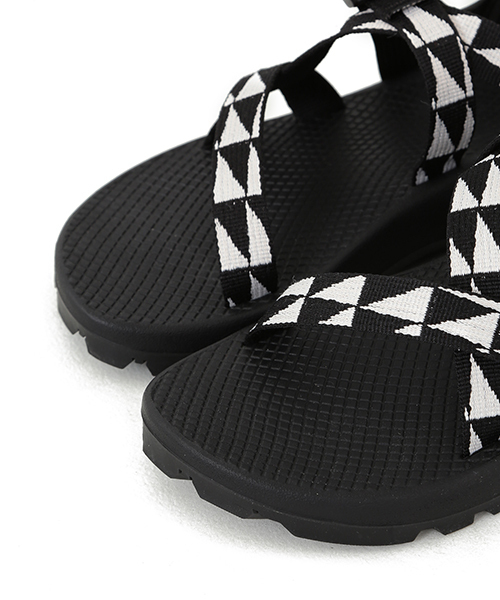 BEAMS BOY(ビームスボーイ)の「●Pilgrim Surf+Supply×Chaco×BEAMS / SPECIAL Z1 Unaweep (サンダル・レディース・ブラック/グリーン・8/6/5/7)」の7枚目の写真