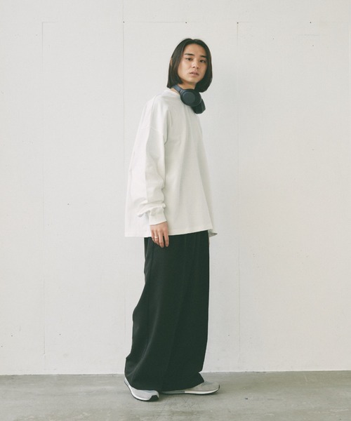 flaner（フラネ）の「Loose tuck straight slacks/ルーズタックストレートスラックス（スラックス・レディース・グレー/ブラック・SMALL/MEDIUM/LARGE）」の22枚目の写真