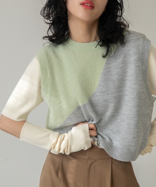 VACANCY（ヴァカンシー）の「配色ウェーブニットベスト（ベスト・レディース・ブラック/グレー・FREE）」の2枚目の写真