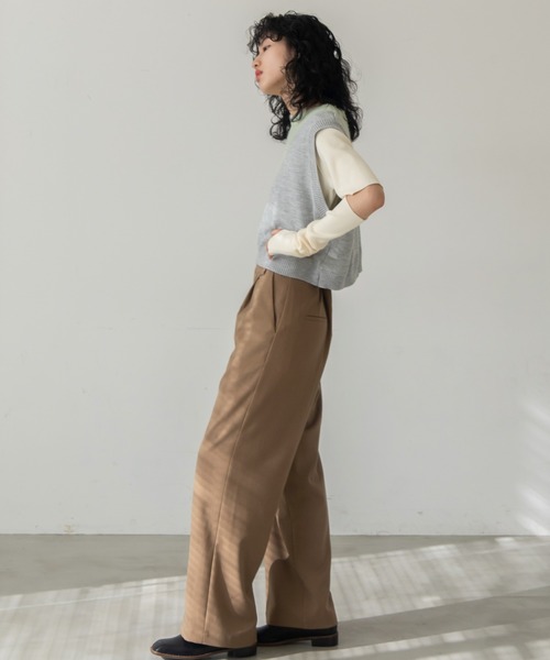 VACANCY（ヴァカンシー）の「配色ウェーブニットベスト（ベスト・レディース・ブラック/グレー・FREE）」の8枚目の写真