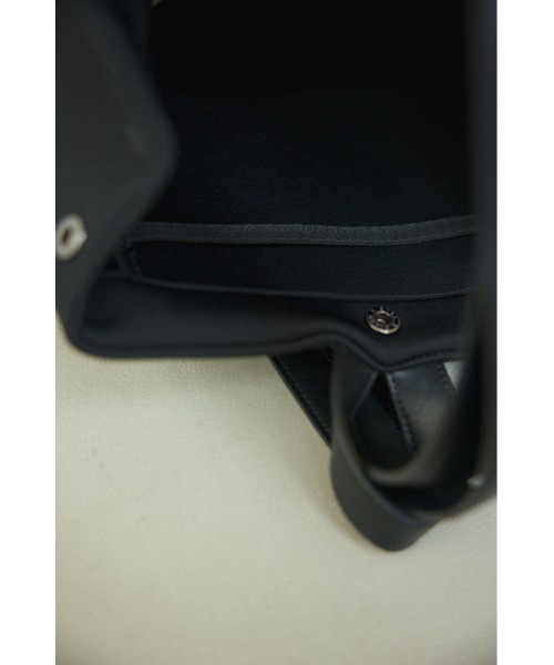 BLACK BY MOUSSY(ブラックバイマウジー)の「ruck sack(リュックサック)(バックパック/リュック・レディース・ブラック/ダークグレー/ライトベージュ・FREE)」の20枚目の写真