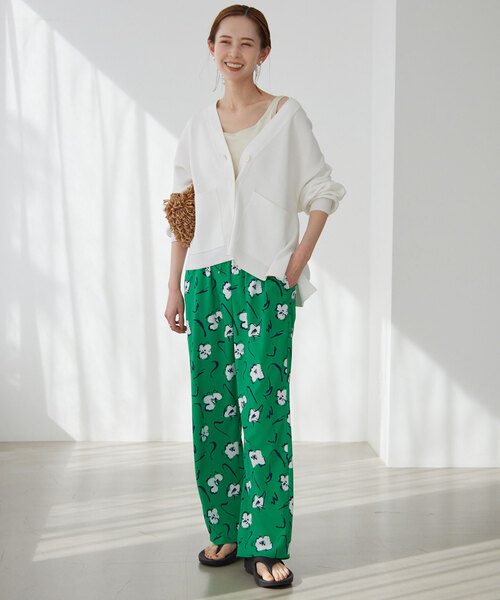 SLOBE IENA（スローブイエナ）の「スムースニットカーディガン（カーディガン/ボレロ・レディース・グリーン/ホワイト/ブルー/ネイビー・FREE）」の5枚目の写真