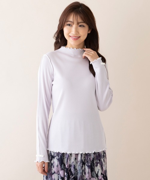 Rose Tiara(ローズティアラ)の「配色メローカットソー(Tシャツ/カットソー・レディース・オフホワイト/ネイビー/ピンク/グリーン・38/42/46)」の4枚目の写真