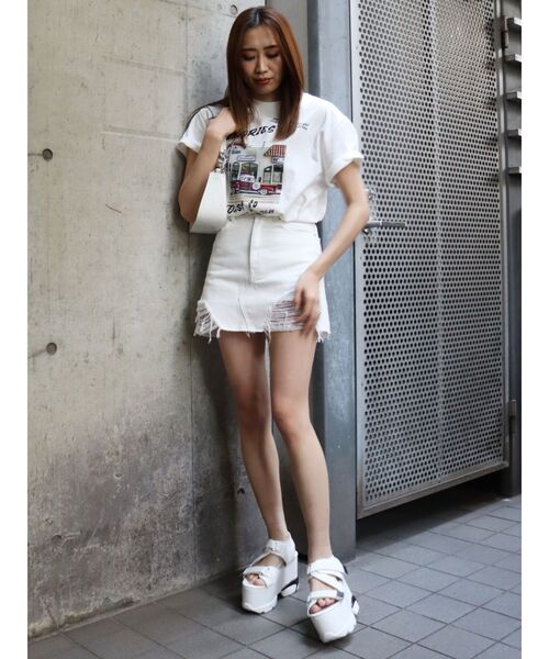 EVRIS（エヴリス）の「グラフィックphotoTシャツ（Tシャツ/カットソー・レディース・ブラック/グレー/ホワイト・FREE）」の15枚目の写真
