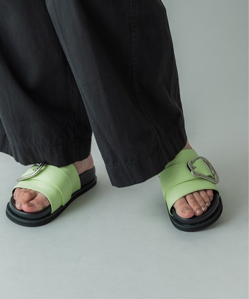 LE VERNIS(ル・ベルニ)の「LE VERNIS(ル・ベルニ)POIRE SANDALS(サンダル・レディース・ブラック/アイボリー/グリーン・23cm/23.5cm/24cm/24.5cm)」の12枚目の写真