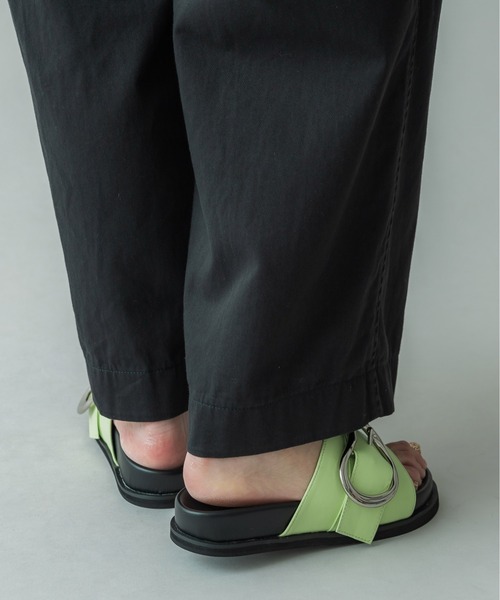 LE VERNIS(ル・ベルニ)の「LE VERNIS(ル・ベルニ)POIRE SANDALS(サンダル・レディース・ブラック/アイボリー/グリーン・23cm/23.5cm/24cm/24.5cm)」の9枚目の写真