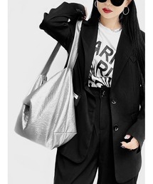 LVEU. | 【LVEU.】スクエアワンショルダーバッグ(Ai select) / バッグ 鞄 BAG ショルダー ワンショルダー スクエア 合皮  合皮 ブラック シルバー(ショルダーバッグ)