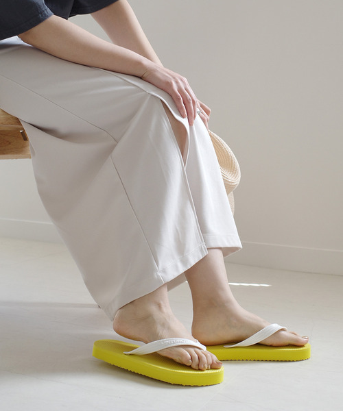 AmiAmi(アミアミ)の「ビーチサンダル/トングサンダル(サンダル・レディース・ライラック/イエロー/ブルー/ベージュ/ブラック/グレー・23/27/24/25/21/26)」の13枚目の写真