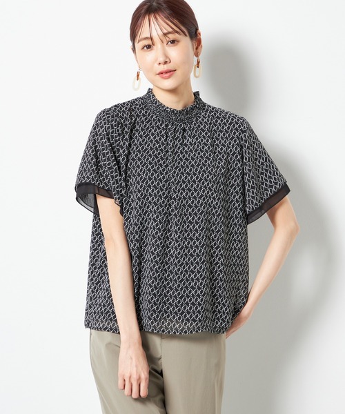 A/C DESIGN BY ALPHA CUBIC（エーシーデザインバイアルファキュービック）の「シャーリングTブラウス（Tシャツ/カットソー・レディース・グリーン/ブラック/オフホワイト・L/M）」の3枚目の写真