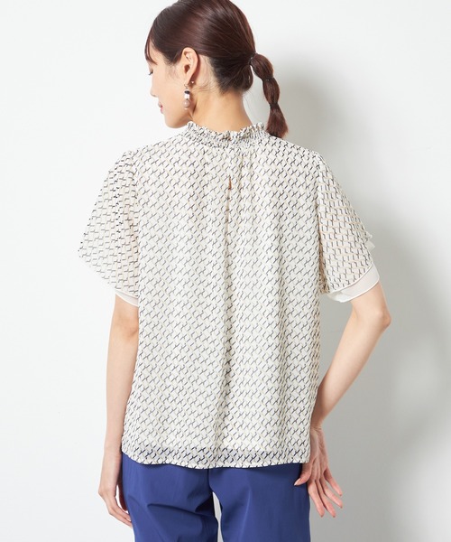 A/C DESIGN BY ALPHA CUBIC（エーシーデザインバイアルファキュービック）の「シャーリングTブラウス（Tシャツ/カットソー・レディース・グリーン/ブラック/オフホワイト・L/M）」の6枚目の写真