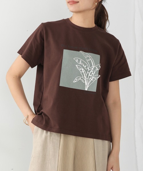 Bou Jeloud(ブージュルード)の「発泡箔リーフプリントTシャツ(Tシャツ/カットソー・レディース・ブラウン/ホワイト/チャコールグレー・FREE)」の3枚目の写真