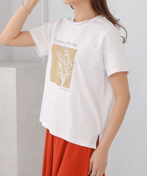 Bou Jeloud(ブージュルード)の「発泡箔リーフプリントTシャツ(Tシャツ/カットソー・レディース・ブラウン/ホワイト/チャコールグレー・FREE)」の8枚目の写真
