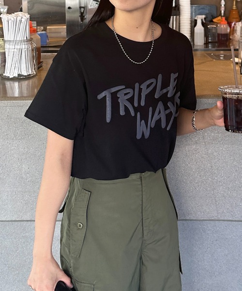 DISCOAT（ディスコート）の「【WEB限定】TRIPLEフクレプリントTシャツ（Tシャツ/カットソー・レディース・ホワイト/ブラック/レッド/サックスブルー/ホワイト系その他/チャコールグレー・FREE）」の22枚目の写真