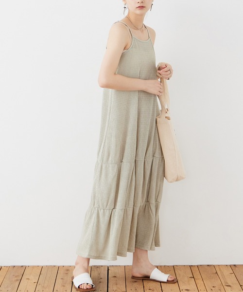 Fashion Letter（ファッションレター）の「シャーリングティアード キャミOP×ショートボレロ セットアップ（ワンピース・レディース・ブラック/オレンジ/グレイッシュベージュ/チャコール・M）」の15枚目の写真