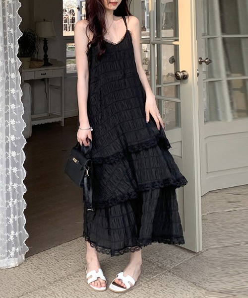 DAY CLOSET(デイ クローゼット)の「レディース ワッシャーティアードキャミワンピース(ワンピース・レディース・ホワイト/ブラック・S/M/L)」の2枚目の写真