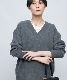 ◇【WEB限定】カシミヤブレンドVネックプルオーバーニット