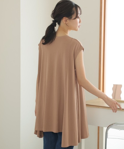 ElegChic（エレグシック）の「アシメフレンチスリーブカットソー（Tシャツ/カットソー・レディース・ブラック/グレイッシュベージュ/オフホワイト/モカ・XL/4L/M）」の15枚目の写真
