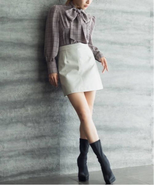 AMBIENT（アンビエント）の「ﾚｻﾞｰﾌﾚｱﾐﾆｽｶｰﾄ（スカート・レディース・ブラック/ベージュ/アイボリー/シルバー・S/M）」の14枚目の写真