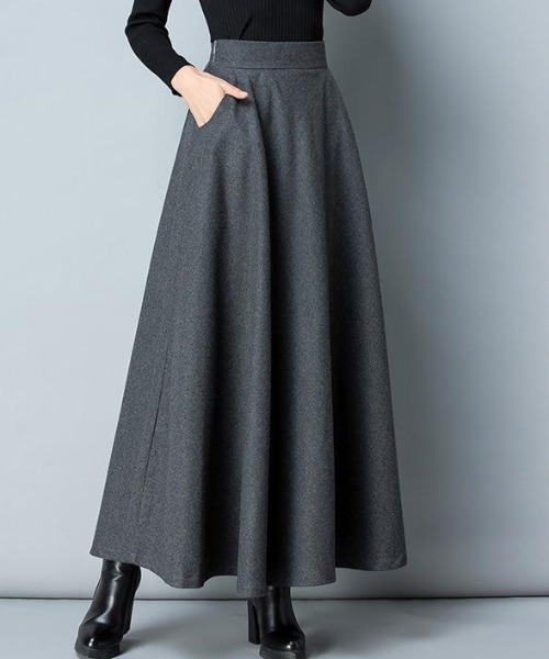 deux amour(ドゥーザムール)の「Aラインフレアロングスカート(スカート・レディース・ブラック/レッド/グレー・FREE)」の3枚目の写真