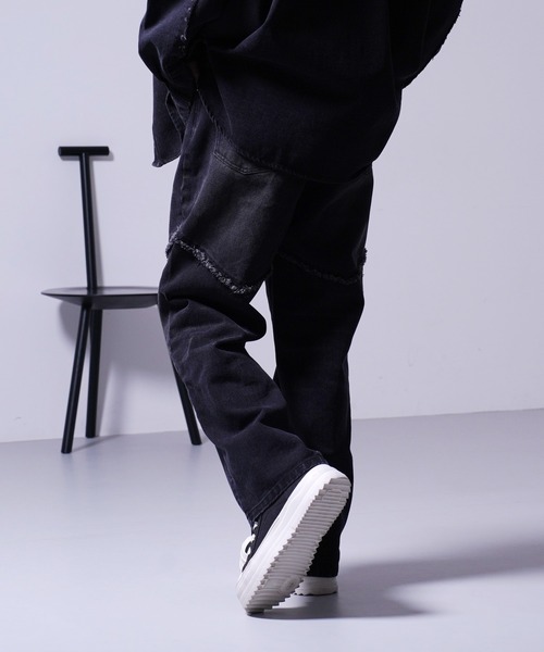 G.O.C(ジーオーシー)の「カットオフ ワイド ウエスタン デニム パンツ(デニムパンツ・メンズ・ブラック/ブルー・MEDIUM/LARGE)」の4枚目の写真