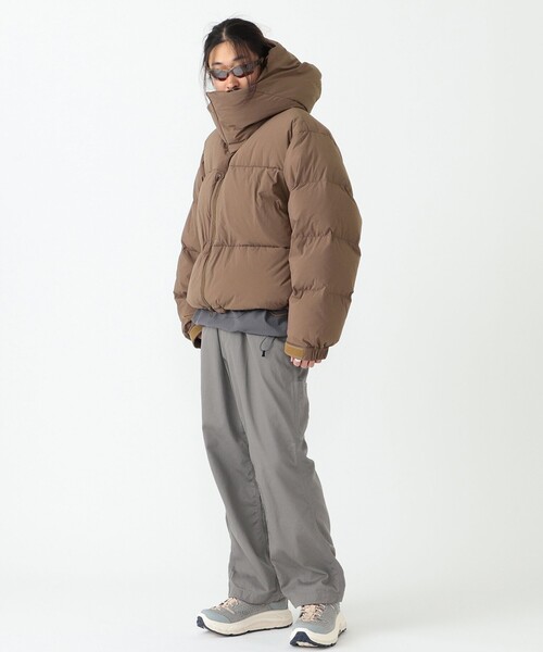 BEAMS(ビームス)の「BEAMS / ショート ダウン フーディ(ダウンジャケット/コート・メンズ・ライトグレー/ライトブラウン・S/M/L/XL)」の5枚目の写真