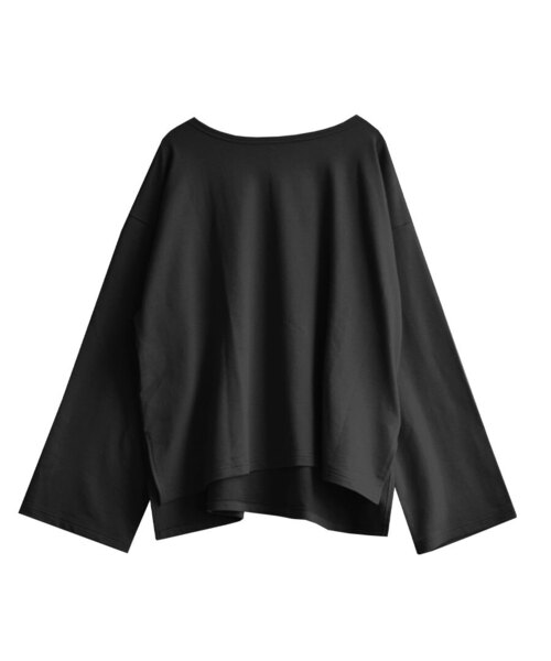 zootie(ズーティー)の「【見た目はON、着心地はOFF。】こなれリラックス 長袖スリットヘムプルオーバー(Tシャツ/カットソー・レディース・ブラウン/オフホワイト/ブルー/ブラック×ホワイト/ブラック/グレイッシュベージュ/ダークブラウン/ネイビー/オレンジ・M)」の11枚目の写真