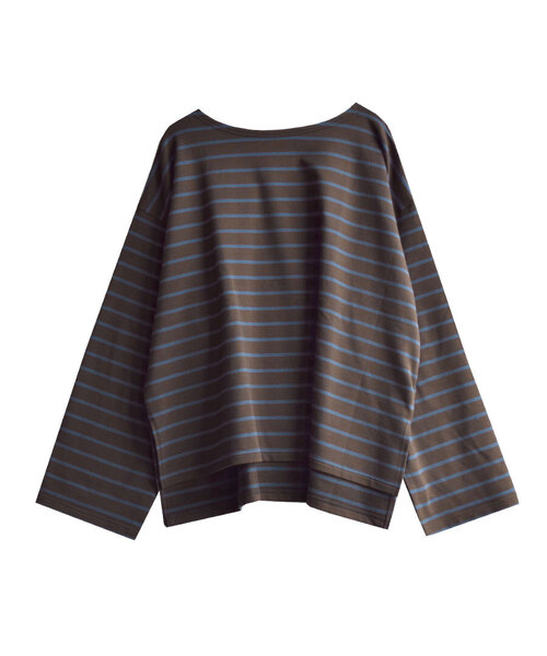 zootie(ズーティー)の「【見た目はON、着心地はOFF。】こなれリラックス 長袖スリットヘムプルオーバー(Tシャツ/カットソー・レディース・ブラウン/オフホワイト/ブルー/ブラック×ホワイト/ブラック/グレイッシュベージュ/ダークブラウン/ネイビー/オレンジ・M)」の15枚目の写真