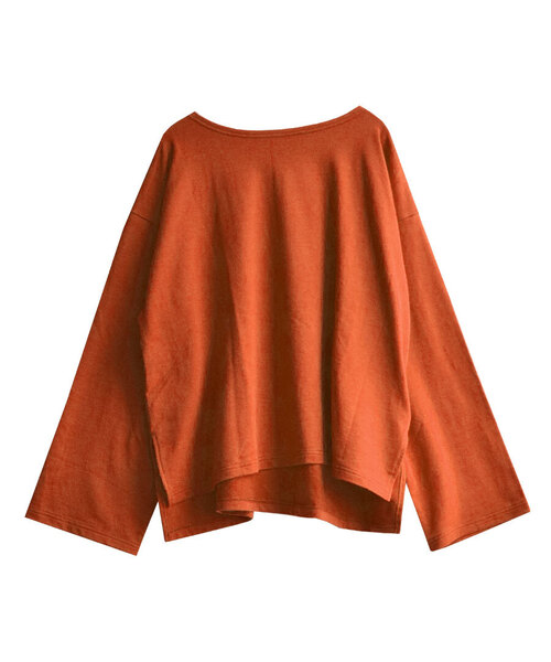 zootie(ズーティー)の「【見た目はON、着心地はOFF。】こなれリラックス 長袖スリットヘムプルオーバー(Tシャツ/カットソー・レディース・ブラウン/オフホワイト/ブルー/ブラック×ホワイト/ブラック/グレイッシュベージュ/ダークブラウン/ネイビー/オレンジ・M)」の18枚目の写真