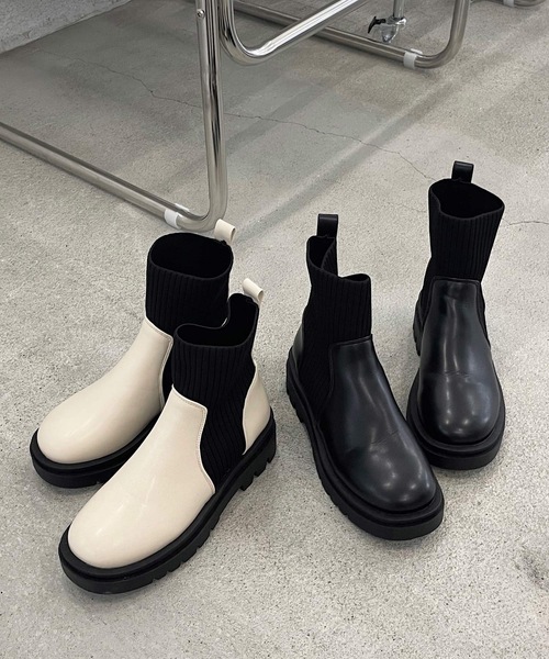 shopnikoniko(ショップニコニコ)の「トラックソール ニット切替 ソックスブーツ 厚底 リブニット ショートブーツ(ブーツ・レディース・ブラック/アイボリー・S/M/L/LL)」の3枚目の写真