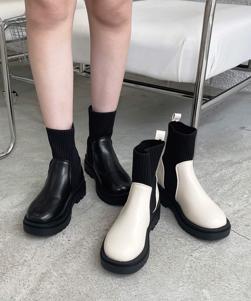 shopnikoniko(ショップニコニコ)の「トラックソール ニット切替 ソックスブーツ 厚底 リブニット ショートブーツ(ブーツ・レディース・ブラック/アイボリー・S/M/L/LL)」の4枚目の写真