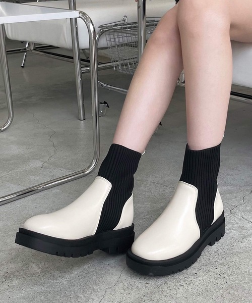 shopnikoniko(ショップニコニコ)の「トラックソール ニット切替 ソックスブーツ 厚底 リブニット ショートブーツ(ブーツ・レディース・ブラック/アイボリー・S/M/L/LL)」の10枚目の写真