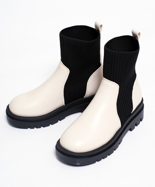 shopnikoniko(ショップニコニコ)の「トラックソール ニット切替 ソックスブーツ 厚底 リブニット ショートブーツ(ブーツ・レディース・ブラック/アイボリー・S/M/L/LL)」の14枚目の写真