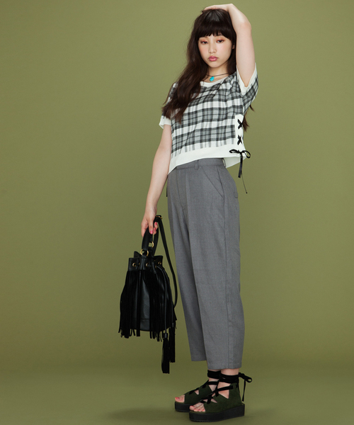 WEGO(ウィゴー)の「WEGO/レースアップケーブルニット(ニット/セーター・レディース・ダークグリーン/ホワイト/ホワイト系その他・FREE)」の13枚目の写真