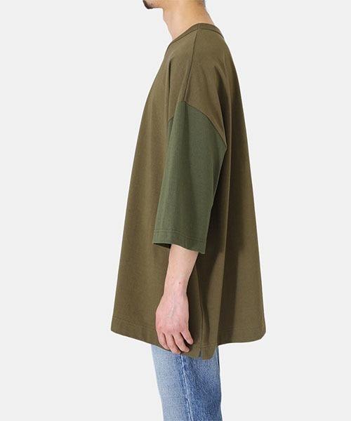 INSCRIRE（アンスクリア）の「INSCRIRE / アンスクリア：Crew Oversized Tee：I23SS-CUT21[STD]（Tシャツ/カットソー・メンズ・ホワイト/カーキ・44/46）」の11枚目の写真