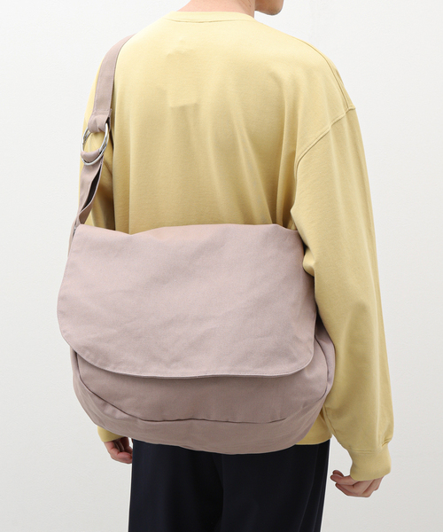 B.C STOCK（ベーセーストック）の「【fellowww / フェロー】別注 キャンバス ショルダーバッグ（ショルダーバッグ・メンズ・ホワイト/グリーン/モカ/ブラック・FREE）」の20枚目の写真