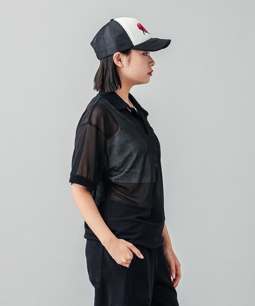 X-girl(エックスガール)の「HEART AIRBRUSH TRUCKER CAP(キャップ・レディース・ブルー/ブラック・ONE SIZE)」の9枚目の写真
