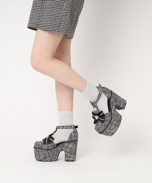 cs T&P（シーエスティーアンドピー）の「厚底ビジュー付きリボンTストラップパンプス 24SS（パンプス・レディース・ブラック系1/ターコイズブルー系3/ブラック・S/M/L/LL）」の17枚目の写真