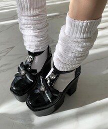 厚底ビジュー付きリボンTストラップパンプス 24SS