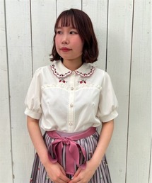 axes femme POETIQUE | ストロベリー刺繍ブラウス(シャツ/ブラウス)