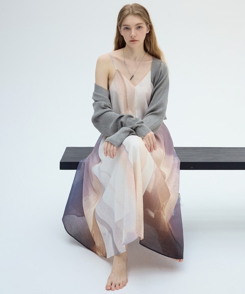 tageechita（タジチタ）の「【tageechita】アートグラデーションプリント フレアキャミワンピース（ワンピース・レディース・ベージュ系その他・L/M/S）」の17枚目の写真