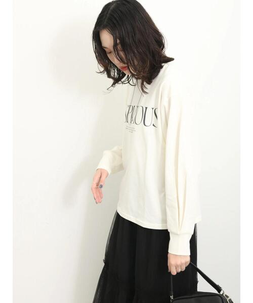 Samansa Mos2 blue(サマンサモスモスブルー)の「【抗菌防臭】袖タックロゴロンT(Tシャツ/カットソー・レディース・オフホワイト/ブラック/グリーン・F)」の16枚目の写真