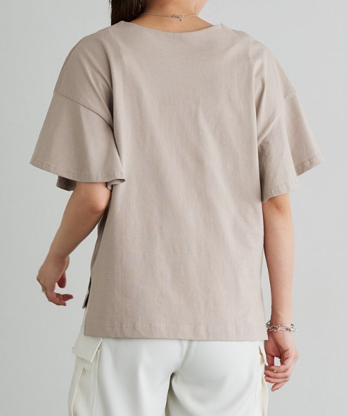 Pierrot(ピエロ)の「ミドル丈フレアスリーブキーネックカットソー(Tシャツ/カットソー・レディース・オフホワイト/ブルー/ブラック/グレー系その他/ライトピンク/ネイビー/サンドベージュ/ミント・M/L)」の16枚目の写真