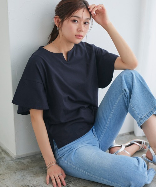 Pierrot(ピエロ)の「ミドル丈フレアスリーブキーネックカットソー(Tシャツ/カットソー・レディース・オフホワイト/ブルー/ブラック/グレー系その他/ライトピンク/ネイビー/サンドベージュ/ミント・M/L)」の22枚目の写真