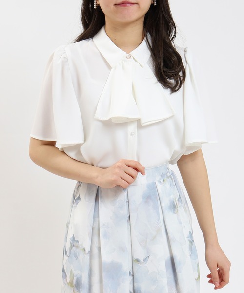 ASTORIA ODIER（アストリアオディール）の「とろみフリルボウタイ半袖ブラウス（シャツ/ブラウス・レディース・ホワイト/グリーン/ベージュ/ホワイト×ブラック/ダークグリーン/ピンクベージュ/ミント/ブルー/グレー・SMALL/MEDIUM）」の10枚目の写真