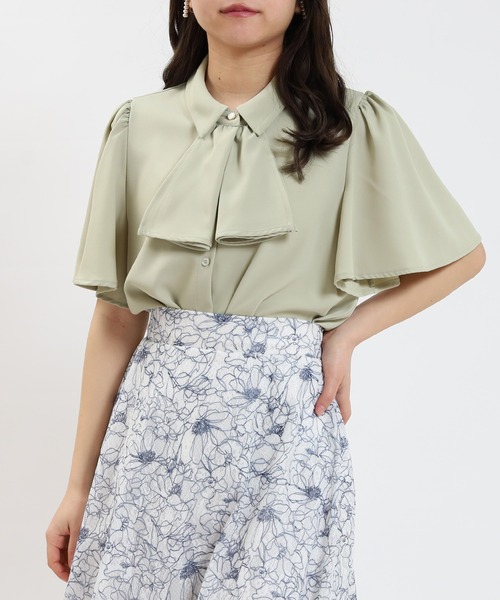 ASTORIA ODIER（アストリアオディール）の「とろみフリルボウタイ半袖ブラウス（シャツ/ブラウス・レディース・ホワイト/グリーン/ベージュ/ホワイト×ブラック/ダークグリーン/ピンクベージュ/ミント/ブルー/グレー・SMALL/MEDIUM）」の22枚目の写真