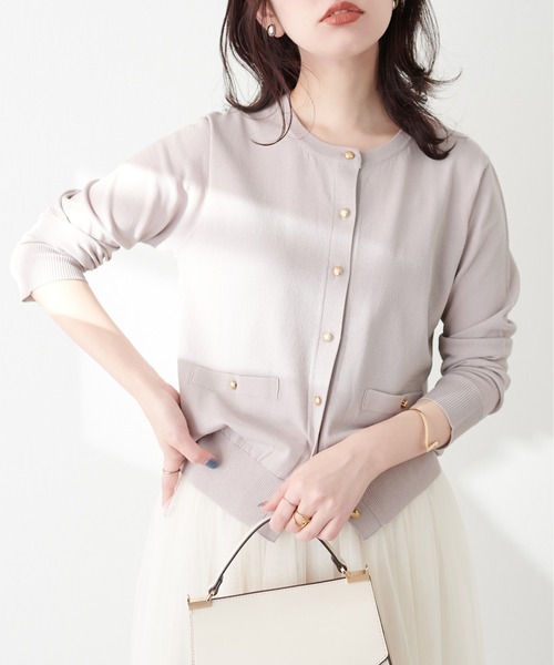 natural couture(ナチュラルクチュール)の「プチプラ金釦ベーシックカーデ(カーディガン/ボレロ・レディース・ピンク/アイボリー/グレイッシュベージュ/サックスブルー/ブラック・FREE)」の19枚目の写真