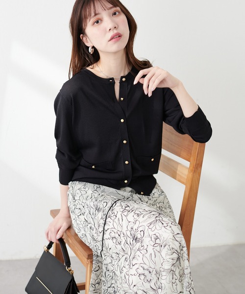 natural couture(ナチュラルクチュール)の「プチプラ金釦ベーシックカーデ(カーディガン/ボレロ・レディース・ピンク/アイボリー/グレイッシュベージュ/サックスブルー/ブラック・FREE)」の15枚目の写真