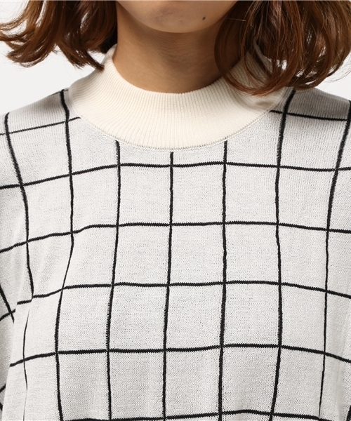 earth music&ecology（アースミュージックアンドエコロジー）の「【ハイハイハイネック】ドロップショルダーウィンドペンハイネックニット（ニット/セーター・レディース・アイボリー/ブラック・FREE）」の9枚目の写真