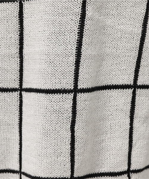 earth music&ecology（アースミュージックアンドエコロジー）の「【ハイハイハイネック】ドロップショルダーウィンドペンハイネックニット（ニット/セーター・レディース・アイボリー/ブラック・FREE）」の5枚目の写真